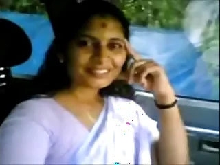 VID-20070525-PV0001-Kerala Kadakavur (IK) Malayalam 38 yrs old married housewife aunty all over the same manner her boobs to her illegal lover all over car sex porn pellicle porn video