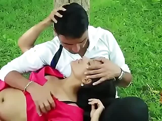 desi bhabhi lovemaking with boy around park porn video